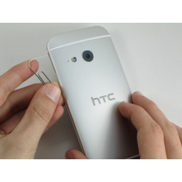 Замена задней панели HTC One Mini 2